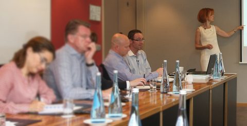 5 tips to influence others more easily